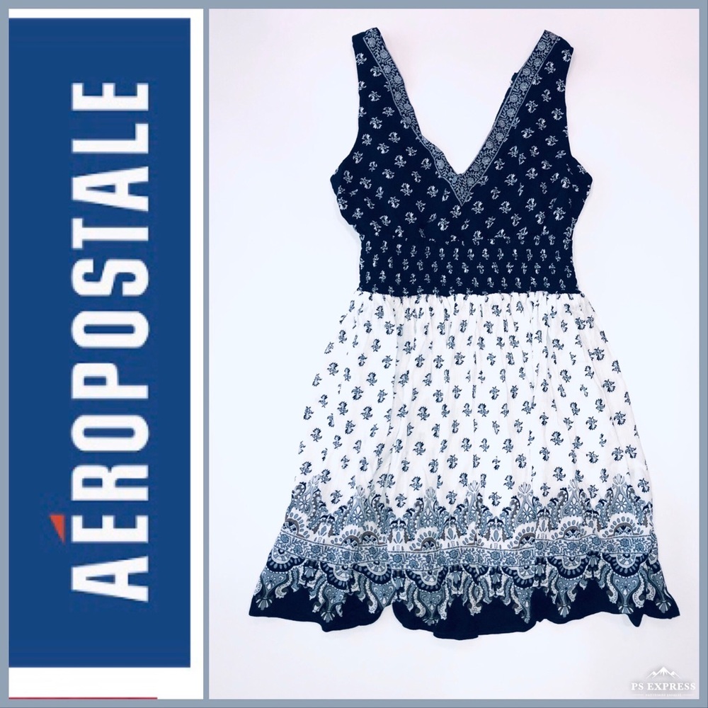 Aeropostale Blue White Ruched Long Top Size M